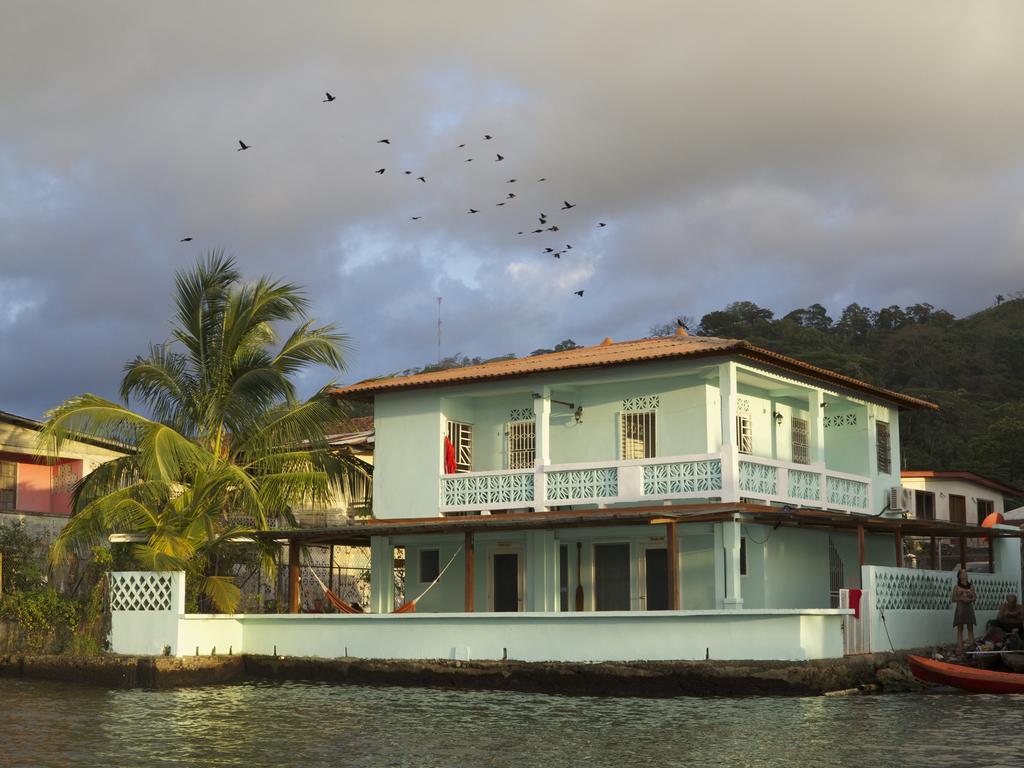 Casa Del Rayo Verde Hotelito Solidario Portobelo Kültér fotó