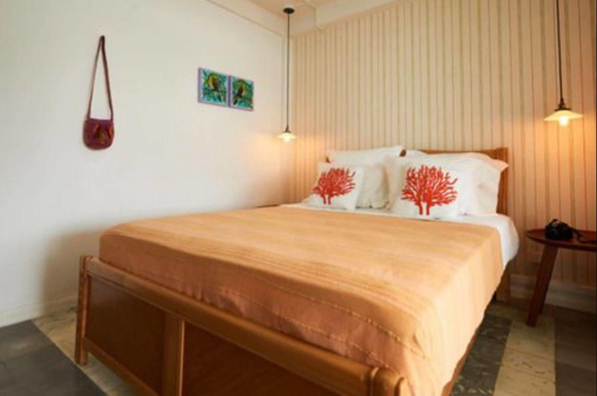 Casa Del Rayo Verde Hotelito Solidario Portobelo Kültér fotó